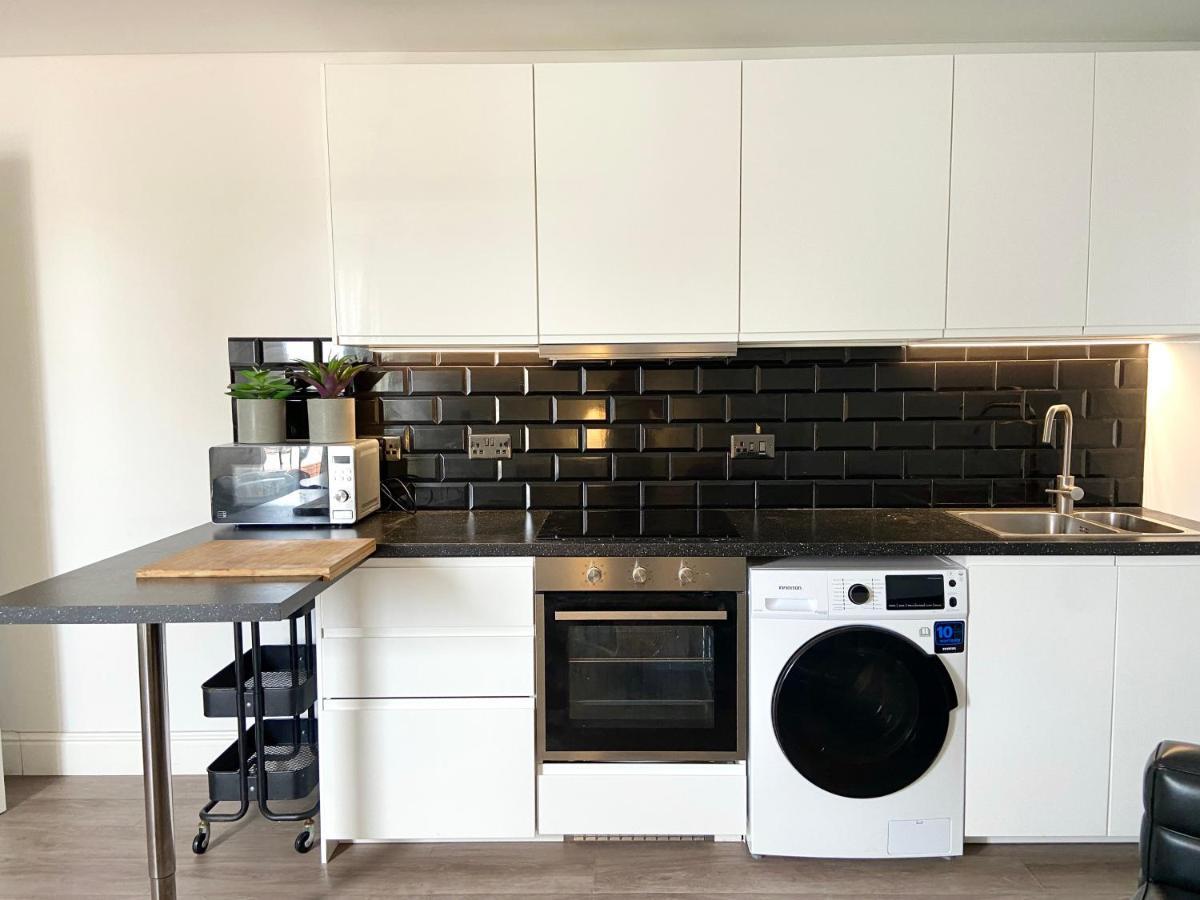 Stunning City Centre Penthouse With Private Balcony - Grand Central House Γιβραλτάρ Εξωτερικό φωτογραφία
